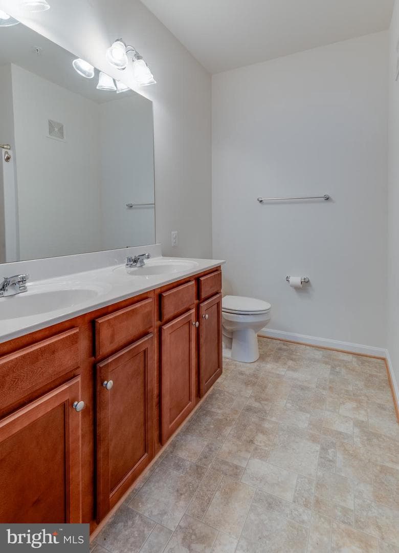 23570 F D R Boulevard #202 photo 13
