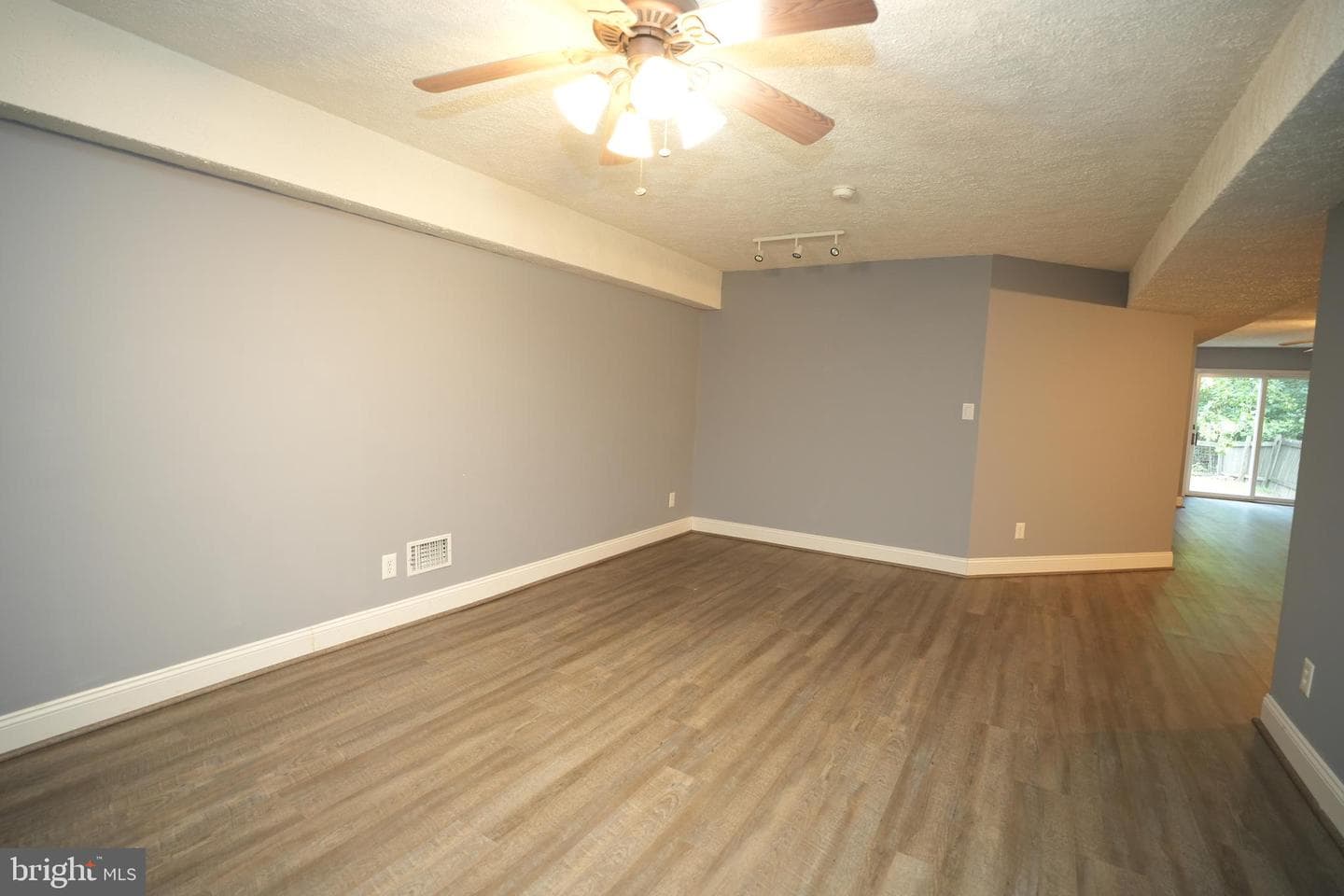 20413 Scarlet Tanager Way photo 23