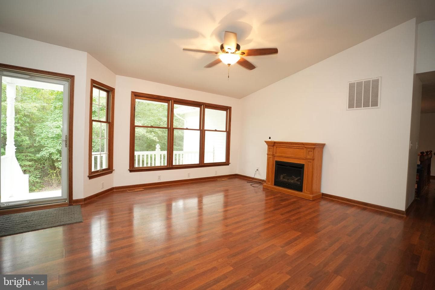 20413 Scarlet Tanager Way photo 6