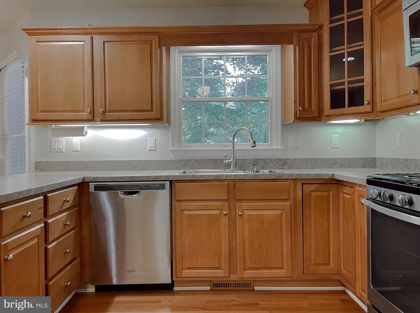 43915 Honeysuckle Way photo 15