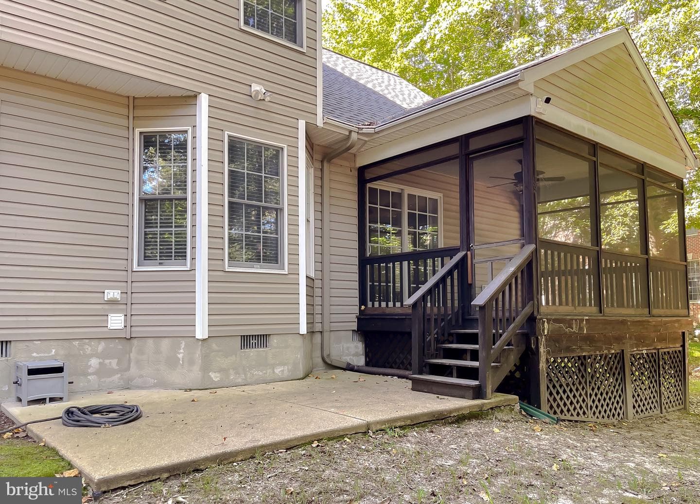 43915 Honeysuckle Way photo 48