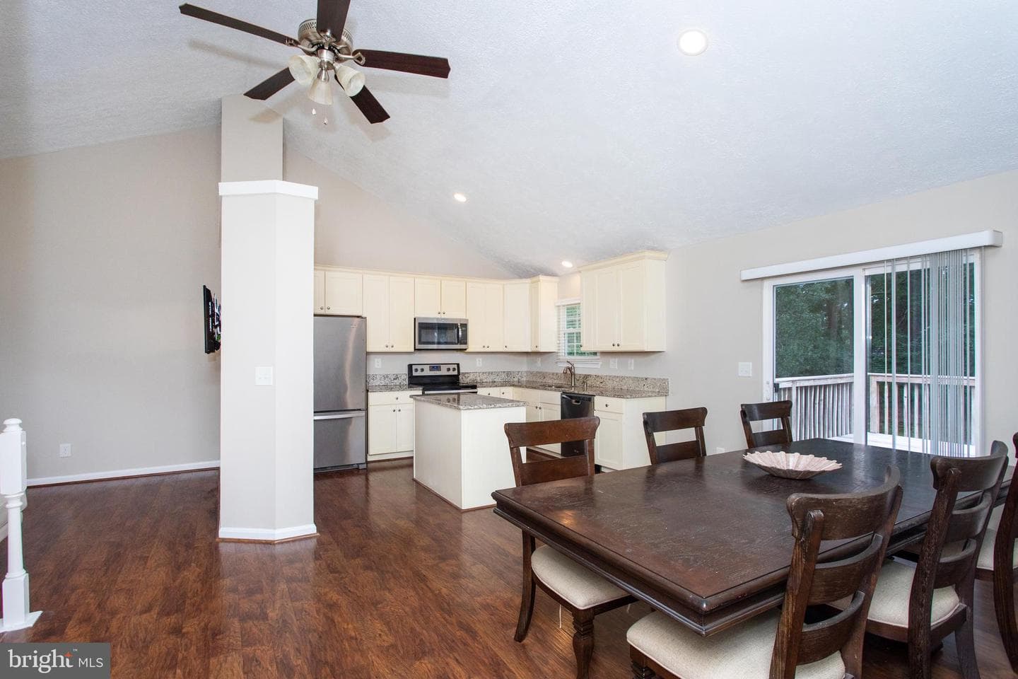 21530 Warwick Court photo 21