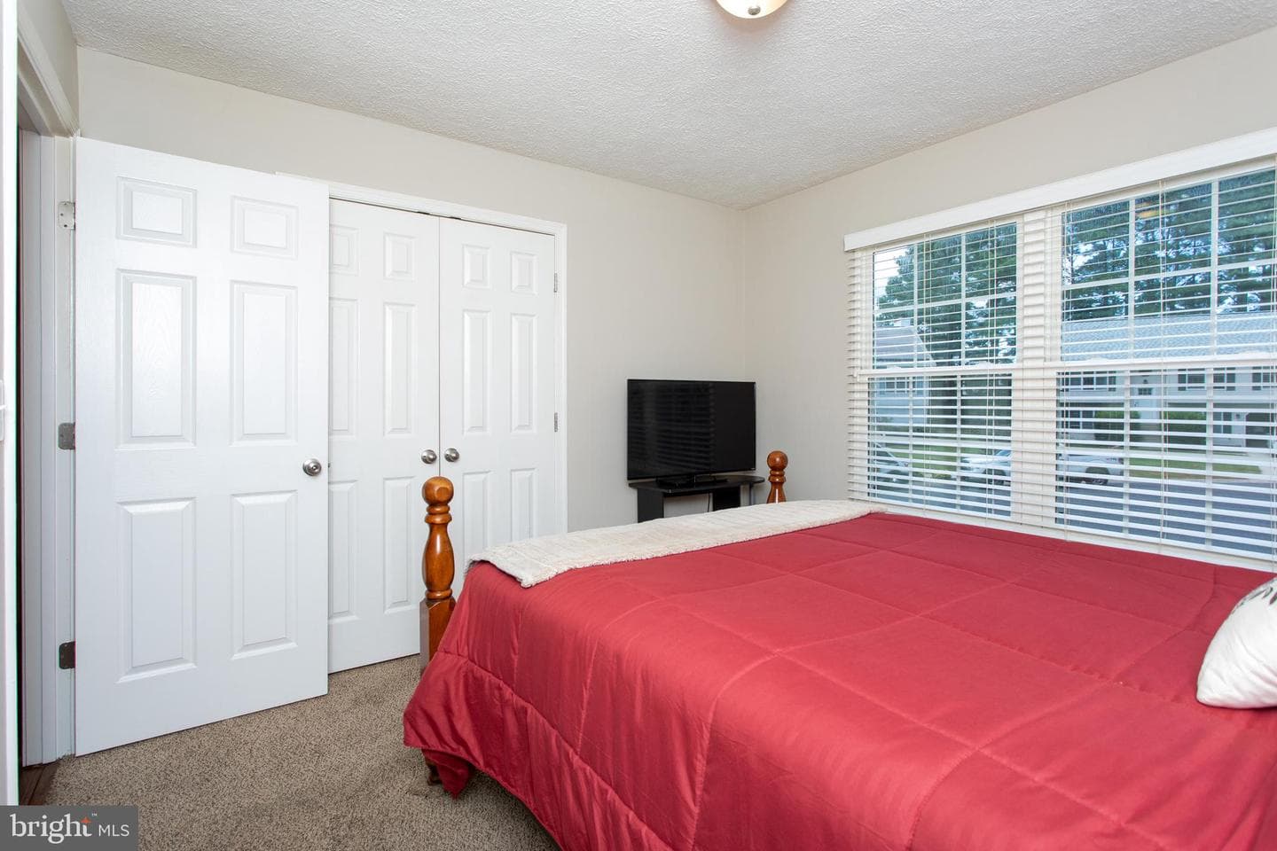 21530 Warwick Court photo 26