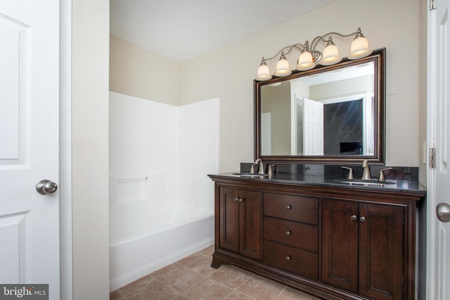 21530 Warwick Court photo 27