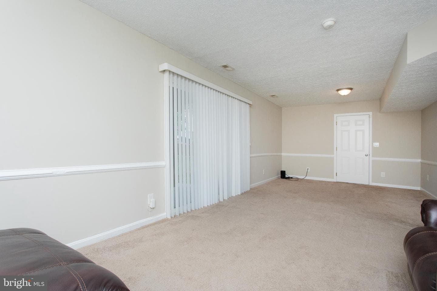 21530 Warwick Court photo 40