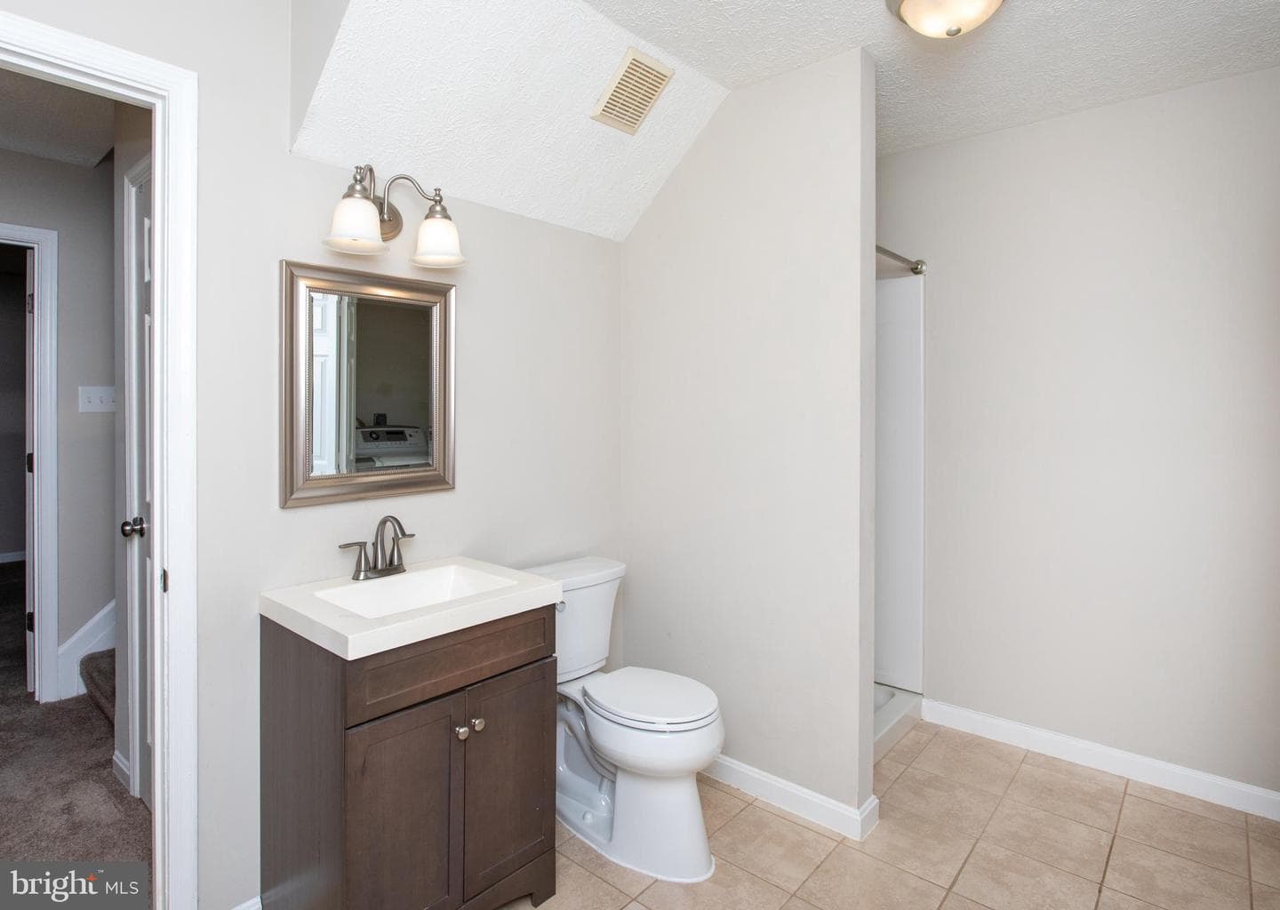 21530 Warwick Court photo 48