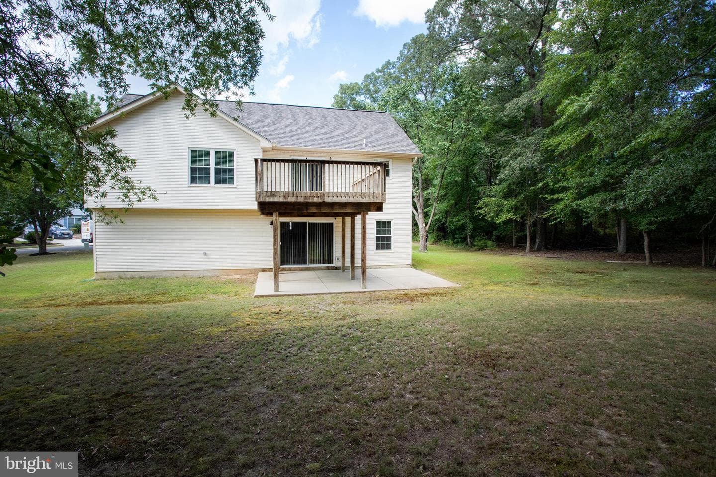 21530 Warwick Court photo 7
