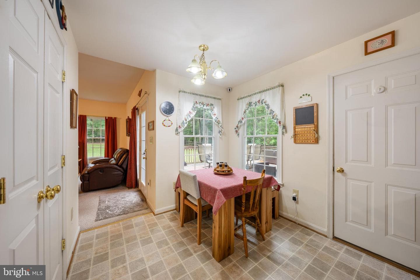 21039 Woodmere Drive photo 22