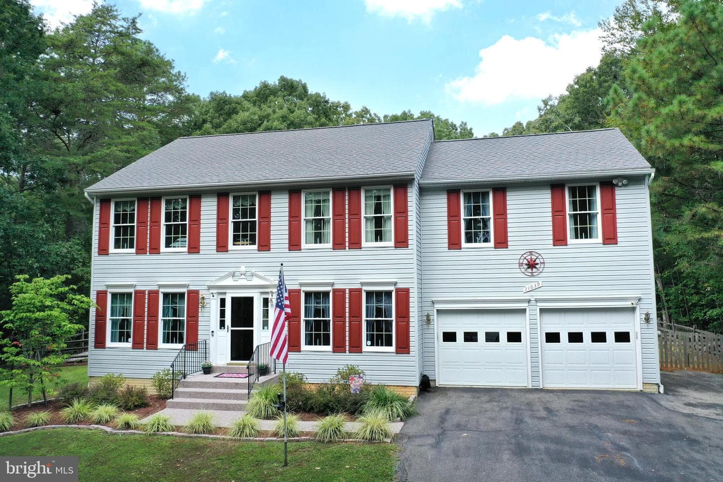 21039 Woodmere Drive photo 9