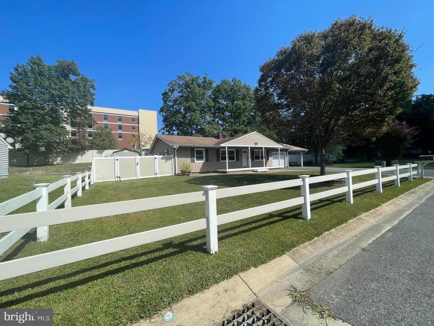 22024 Fox Ridge Road photo 20