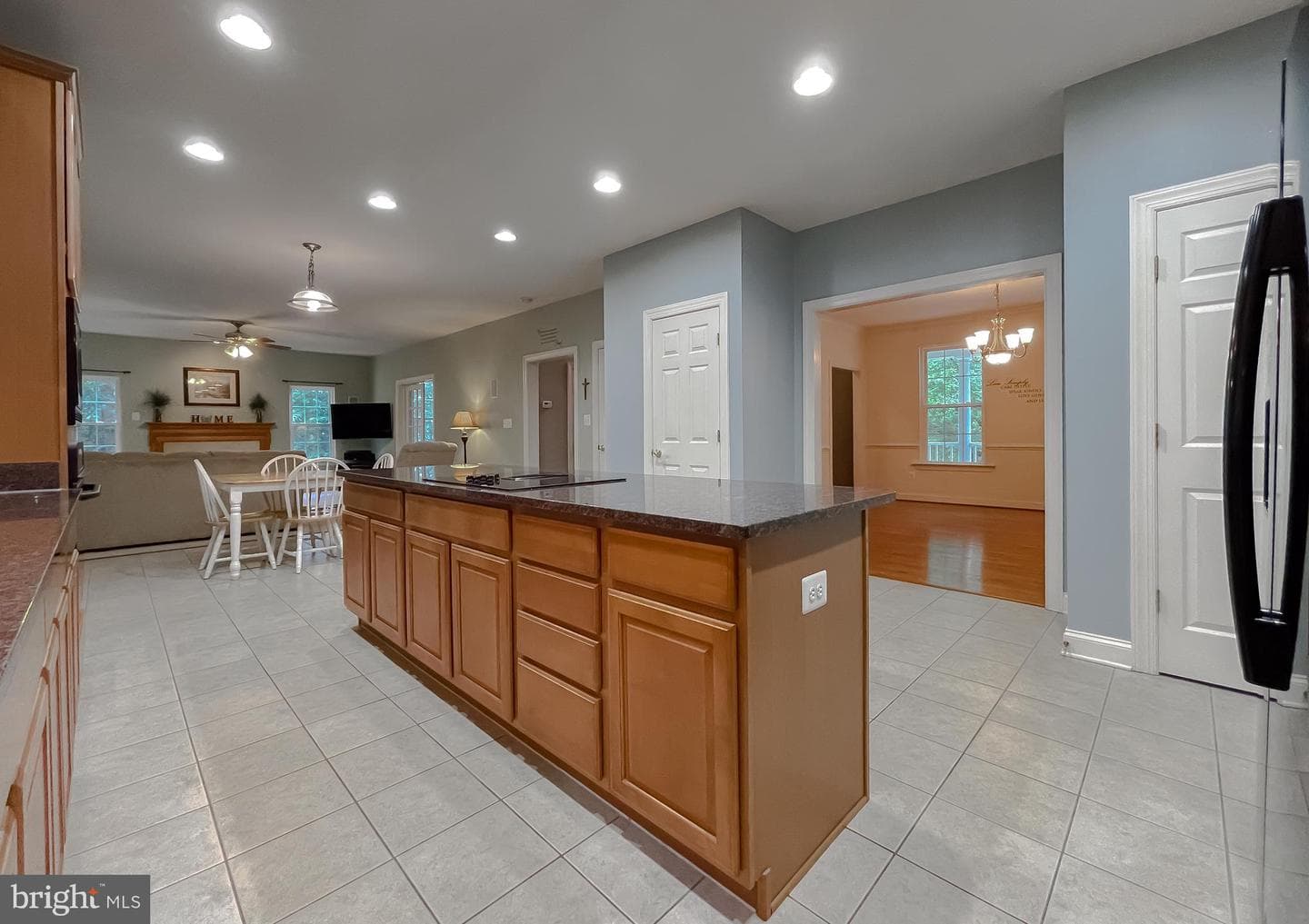 23146 Hollins Way photo 32