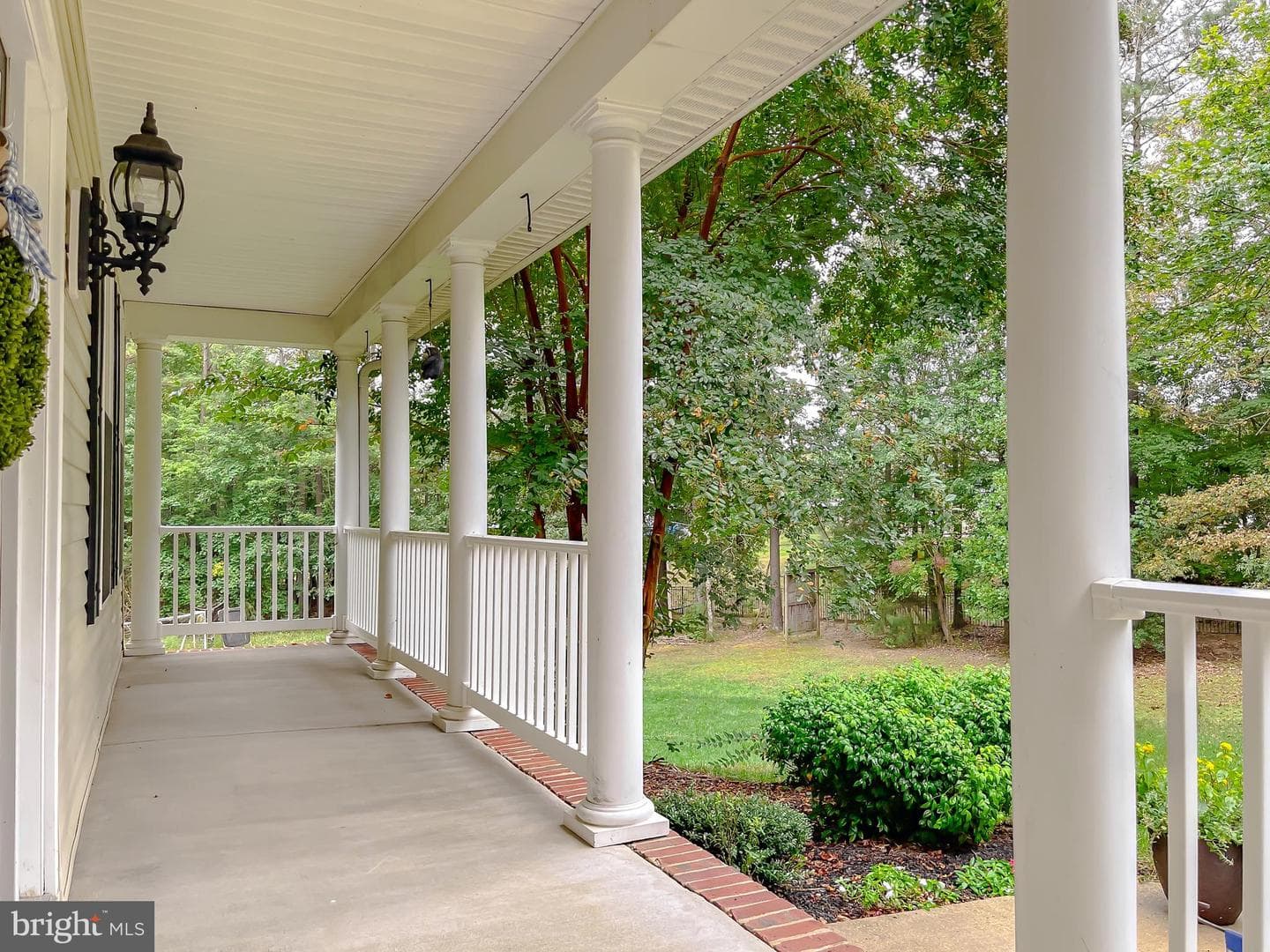 23146 Hollins Way photo 4