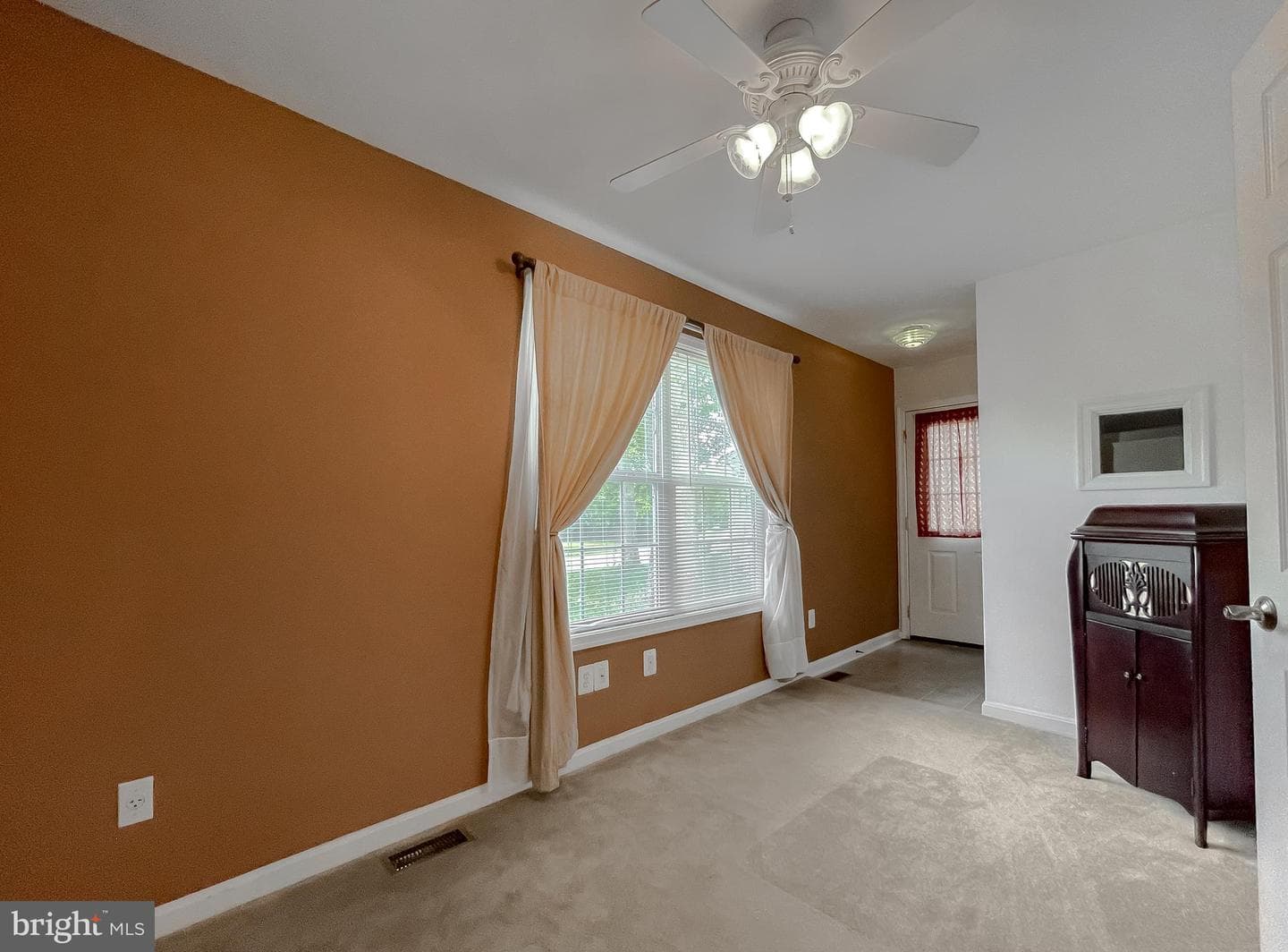 20804 Red Rose Court photo 28