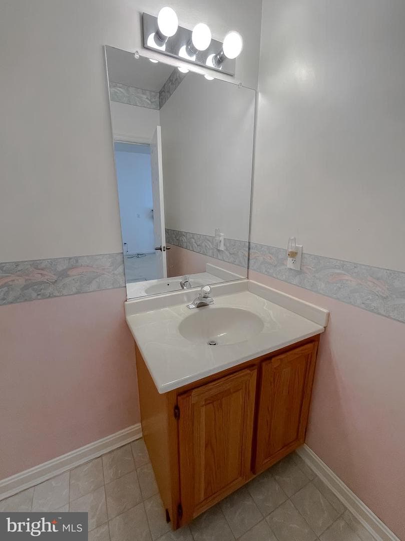 20804 Red Rose Court photo 40