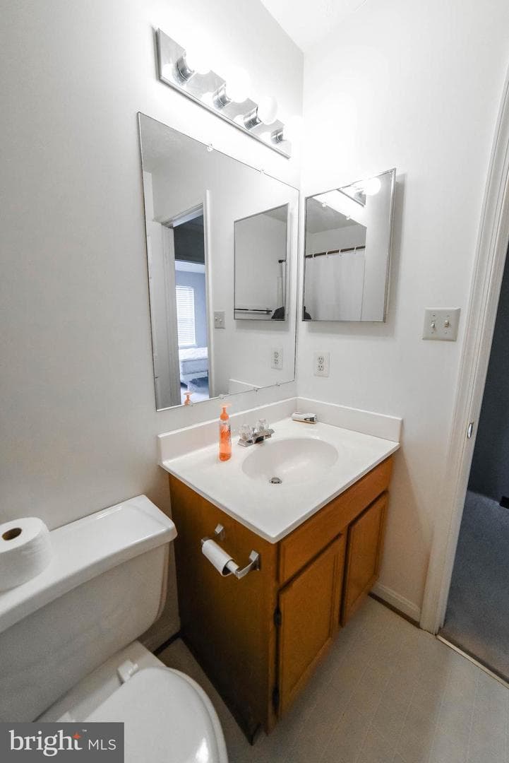 22129 Saint Leonards Circle photo 10