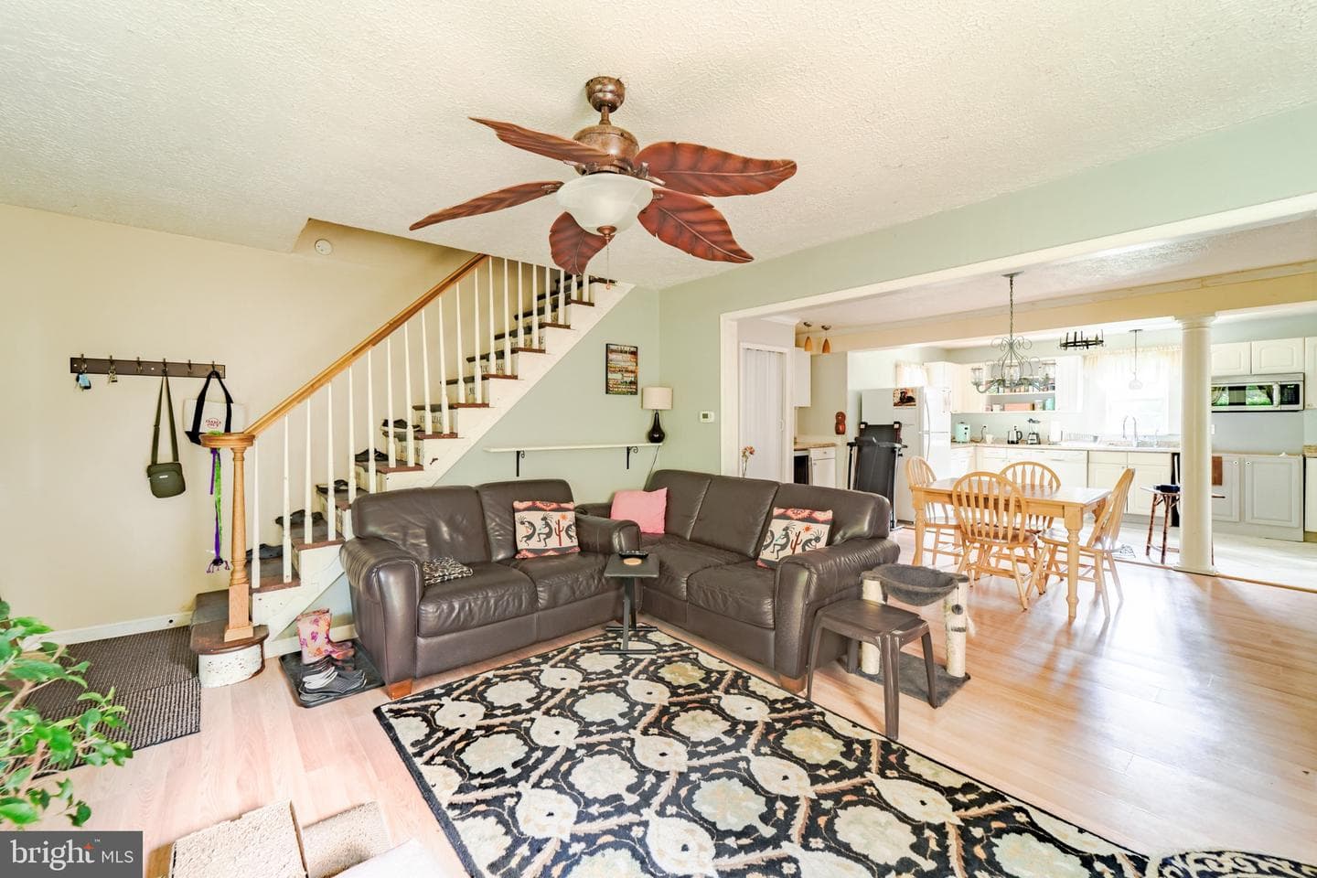 22466 Benswood Road photo 5
