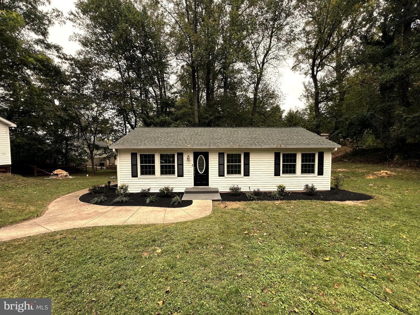 26221 Skyview Drive photo 3