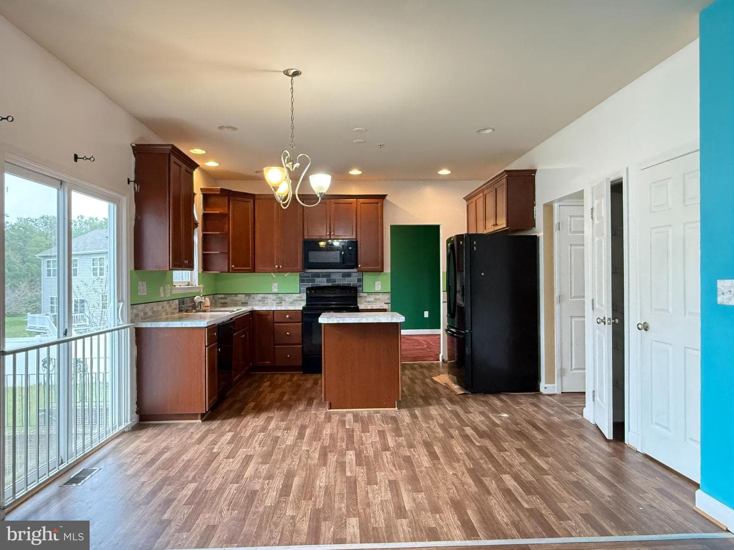 47312 Shady Knoll Place photo 12