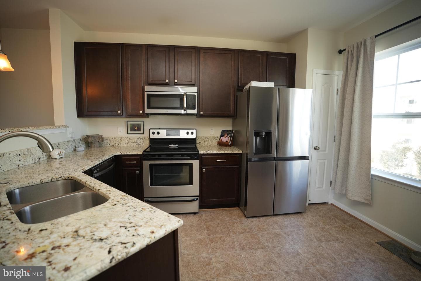 23510 F D R Boulevard #302 photo 10