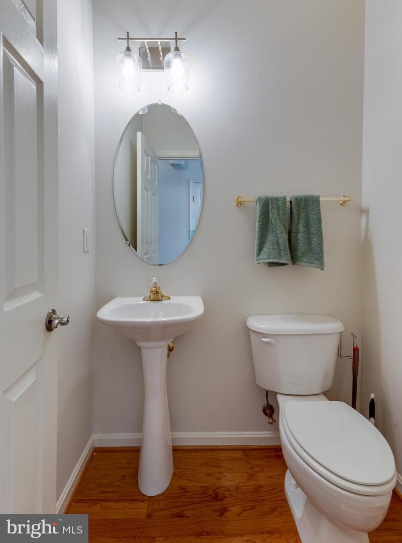 22539 Landing Way photo 14