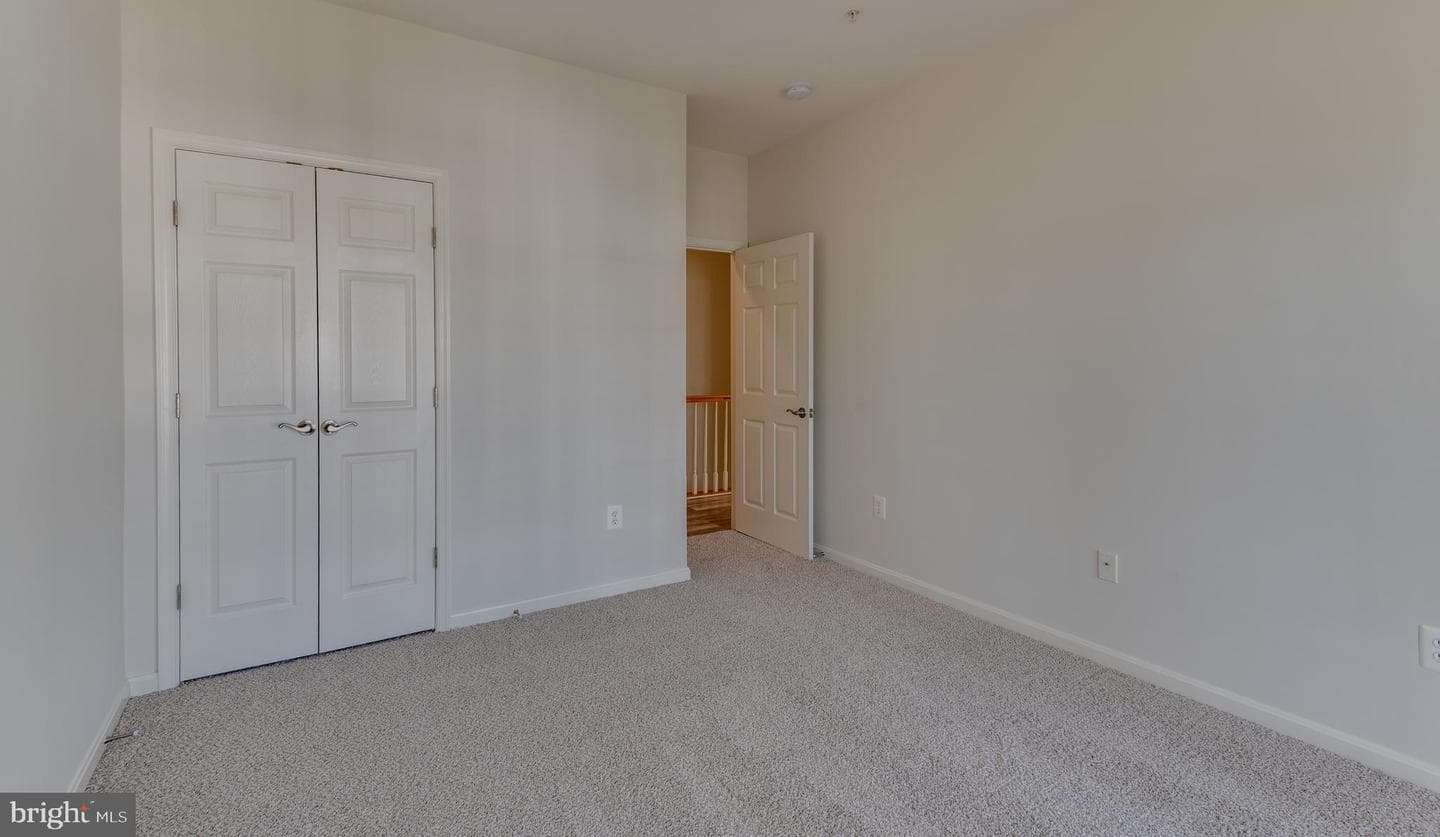 22539 Landing Way photo 27