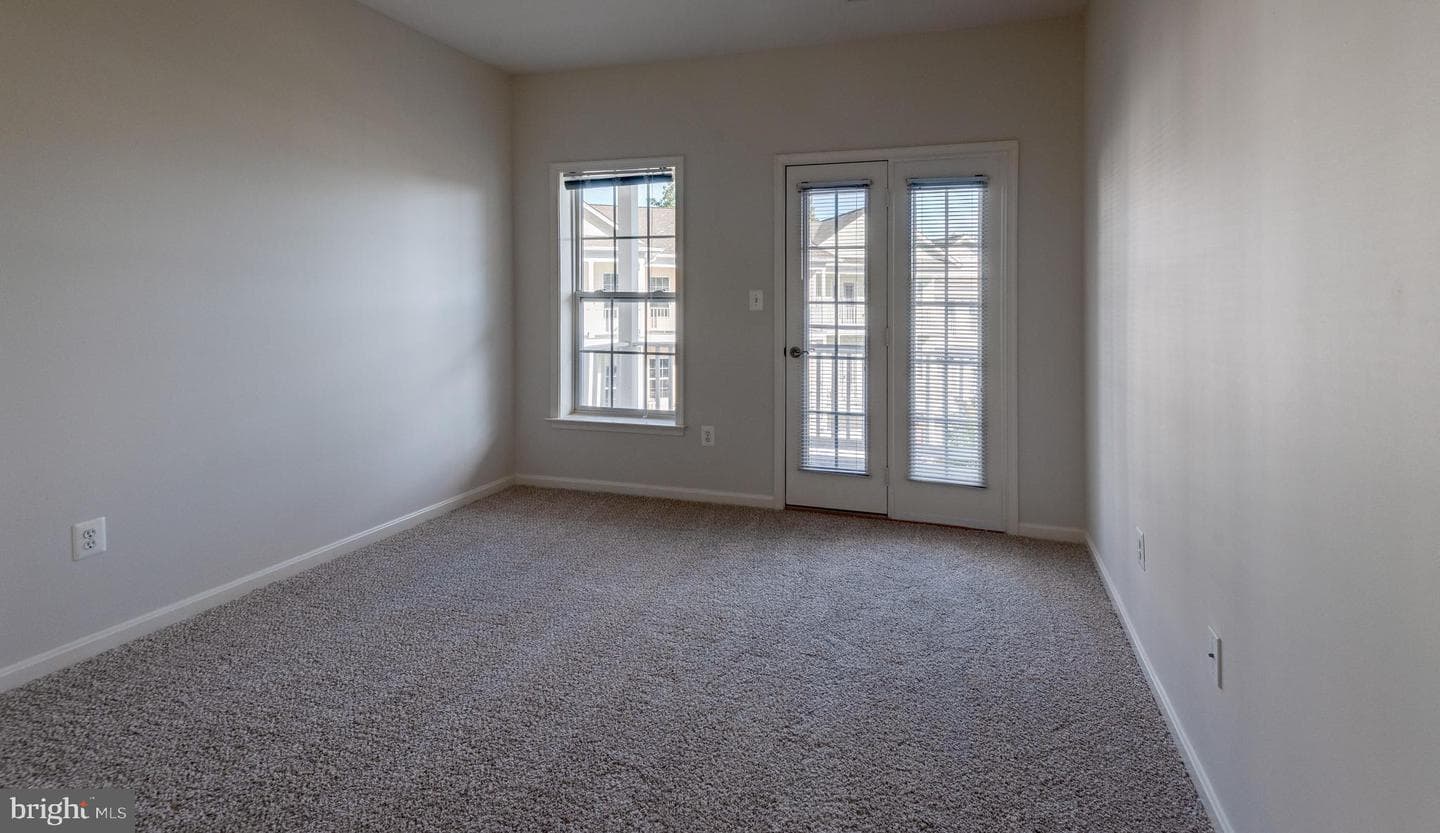 22539 Landing Way photo 28