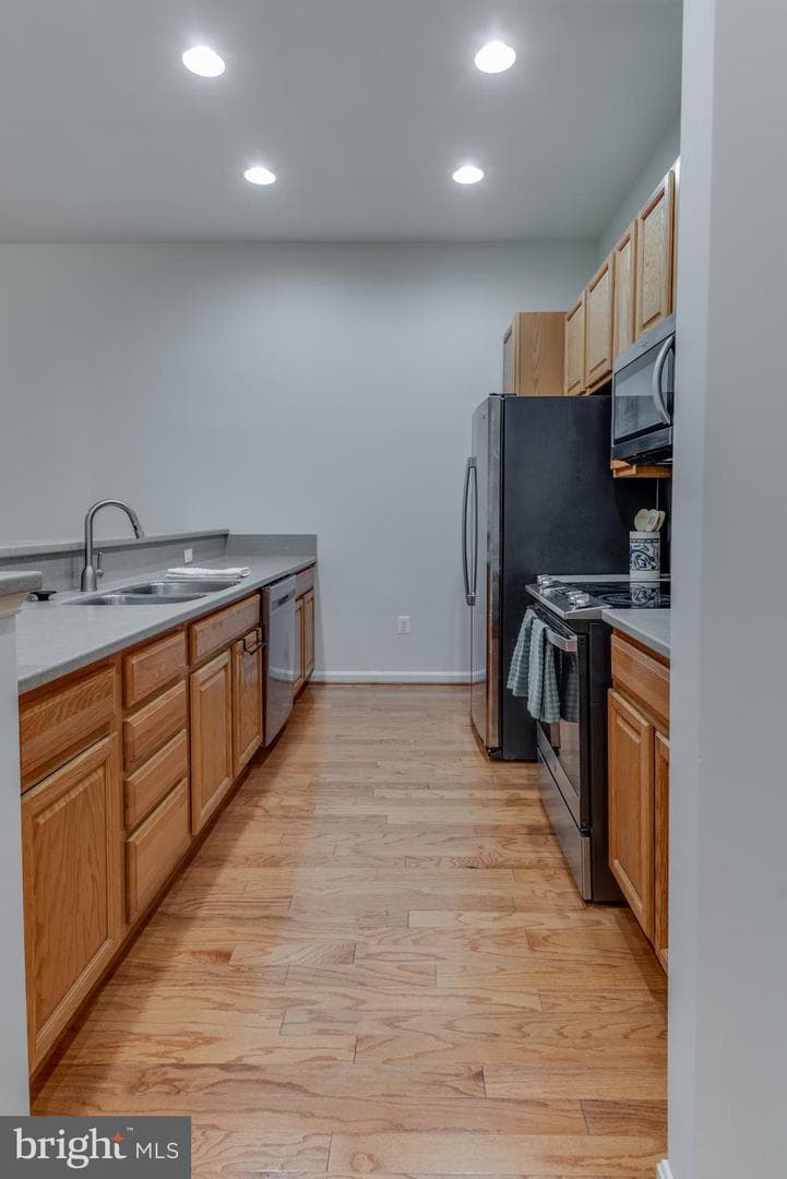 22539 Landing Way photo 4
