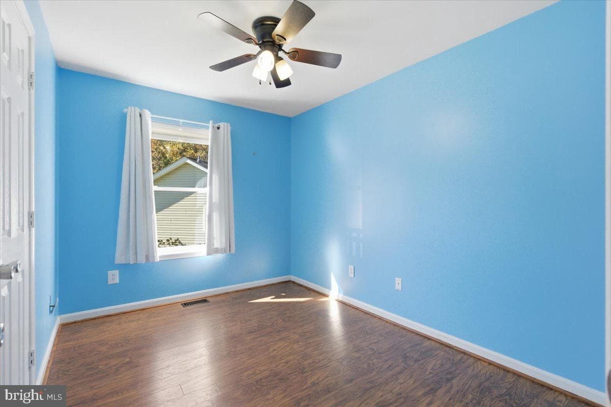 41886 Stephen Young Court photo 16