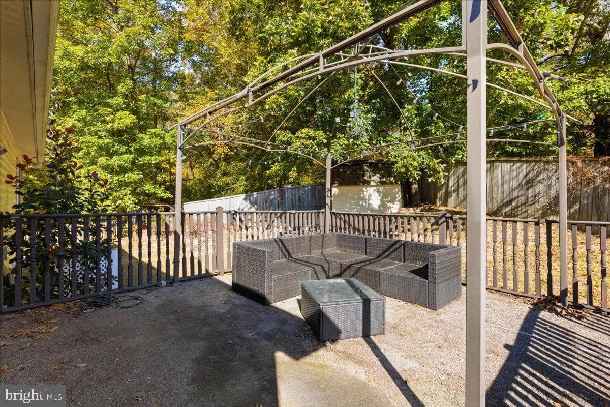 41886 Stephen Young Court photo 23