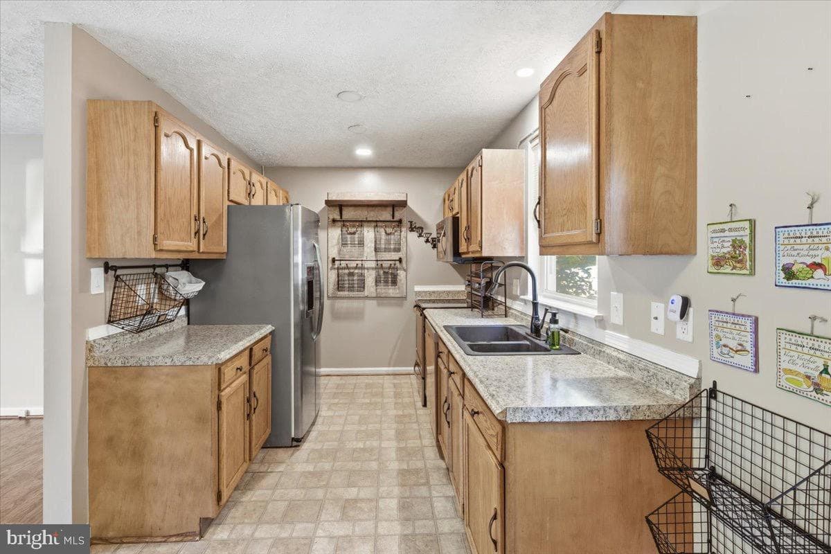 41886 Stephen Young Court photo 7
