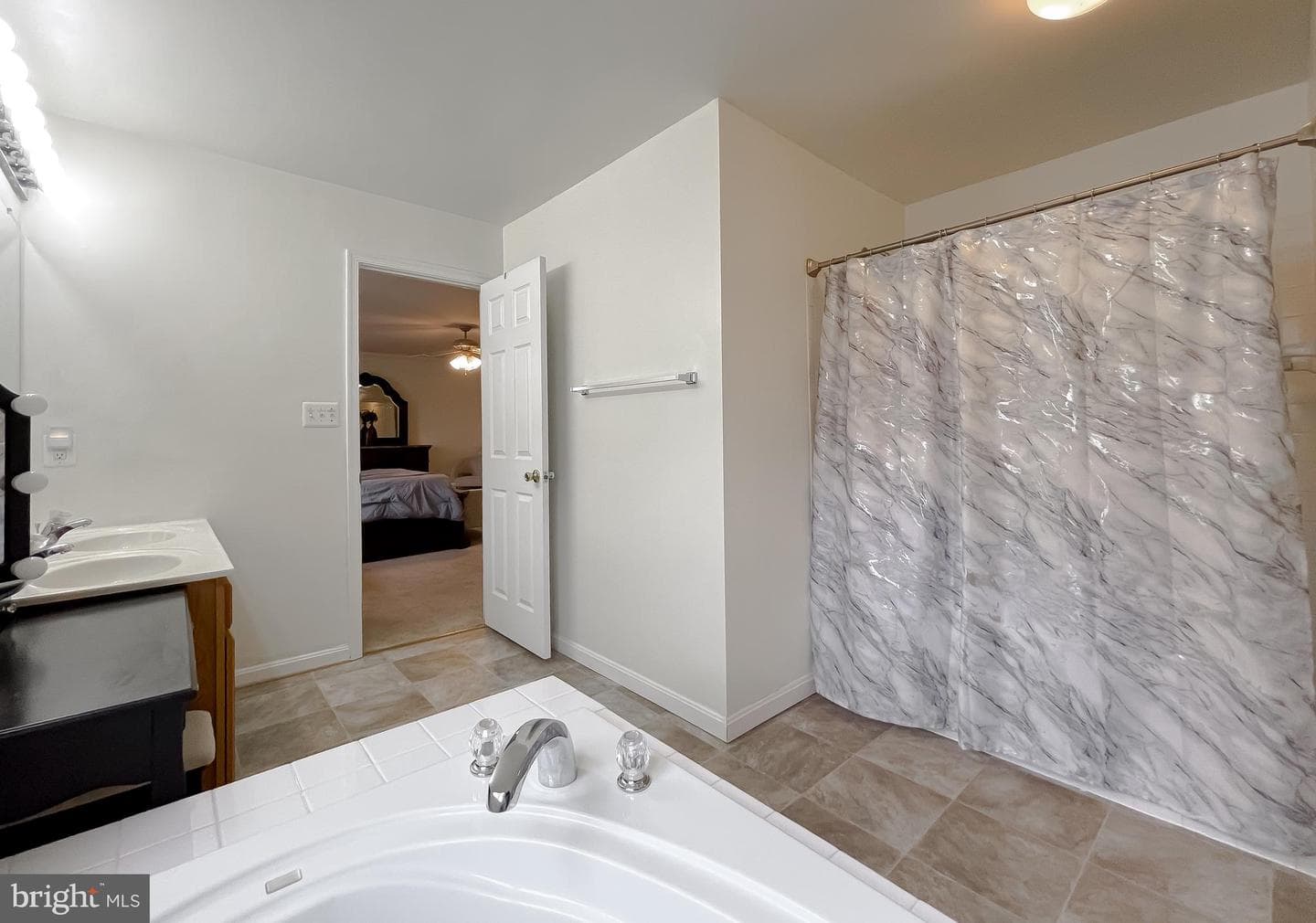 47162 Green Leaf Road photo 32