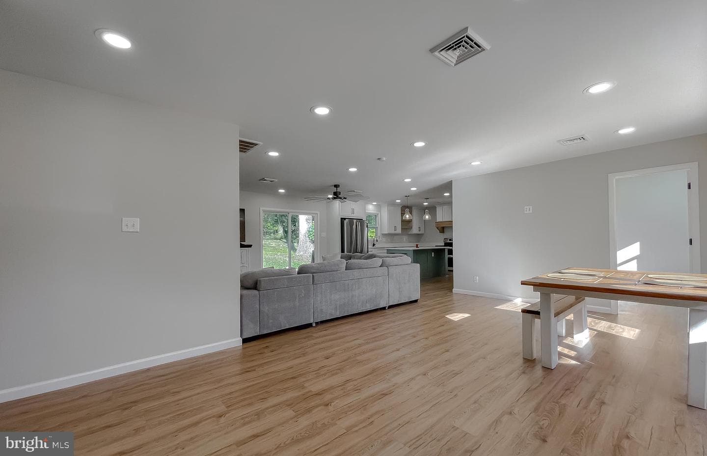 26005 Jones Wharf Road photo 10