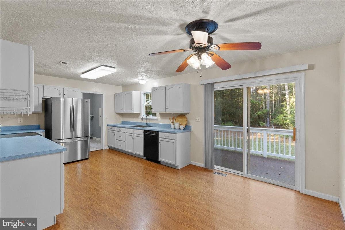 44504 Watson Lane photo 8