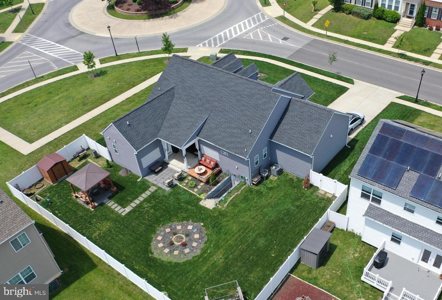 23264 Lindsay Drive photo 2