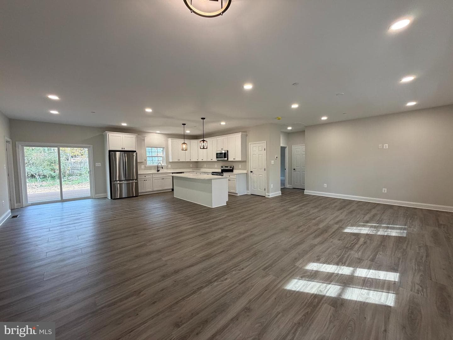 44968 Hewitt Road photo 3