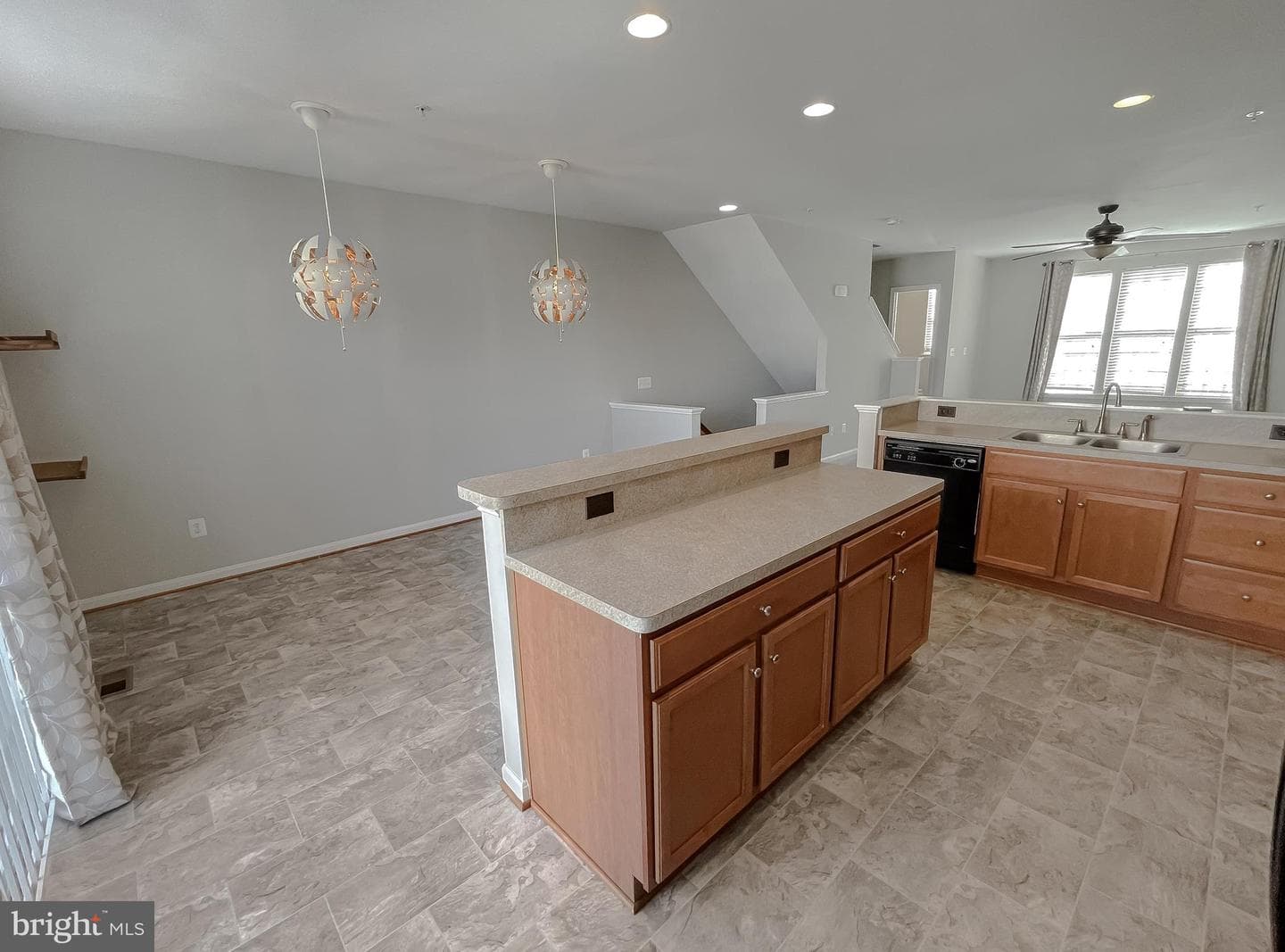 44284 Beaver Creek Drive photo 12