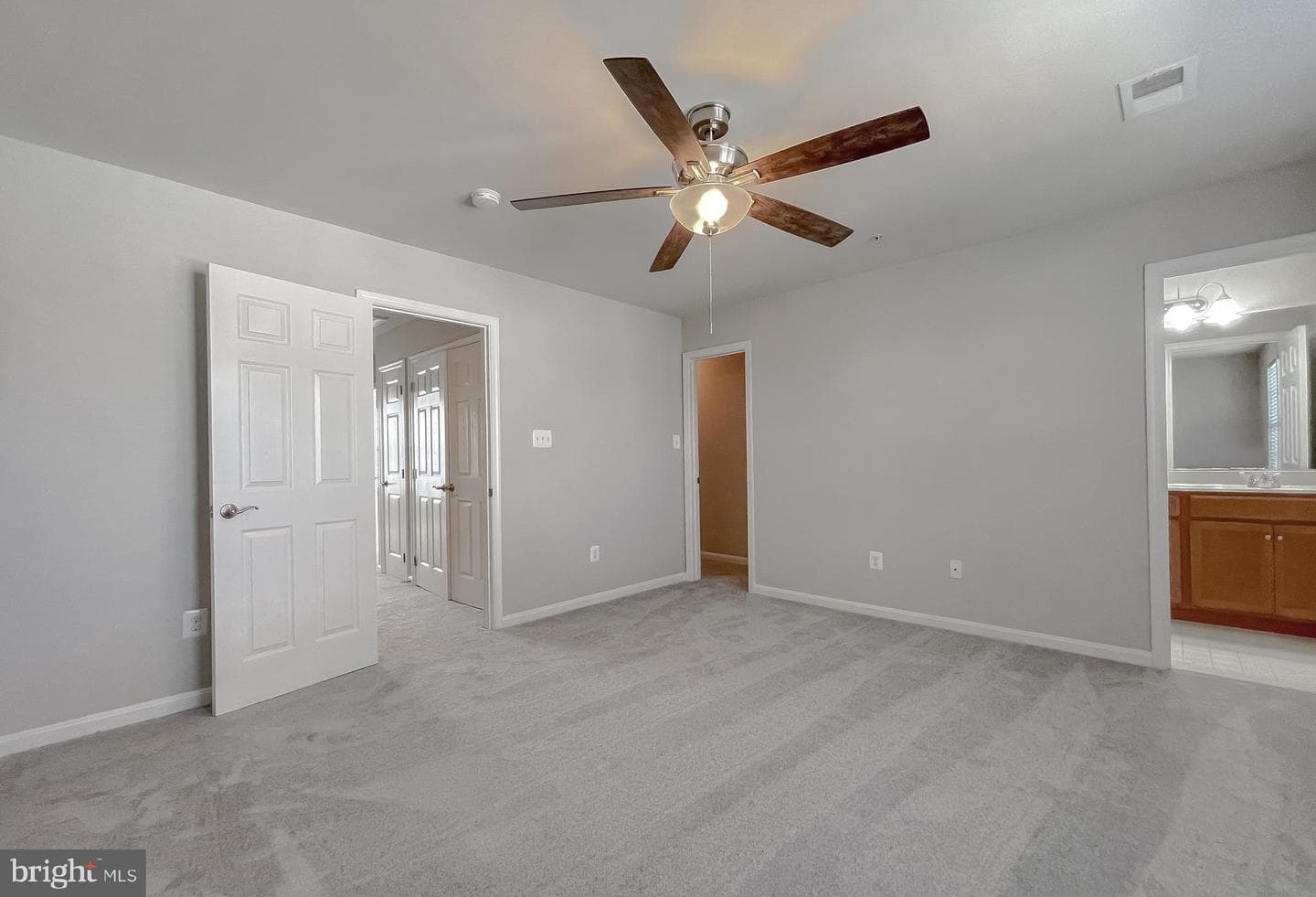 44284 Beaver Creek Drive photo 6
