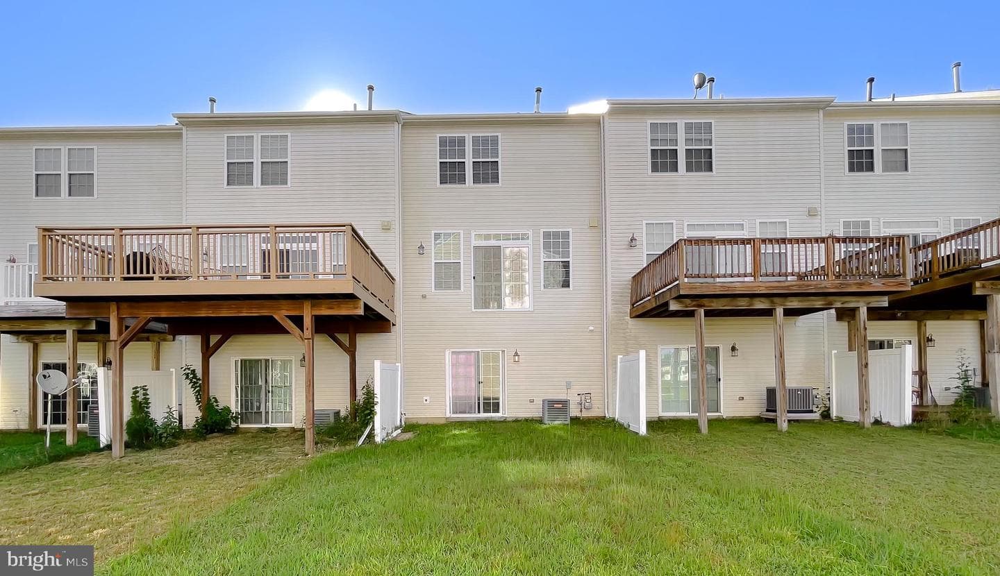 44284 Beaver Creek Drive photo 9