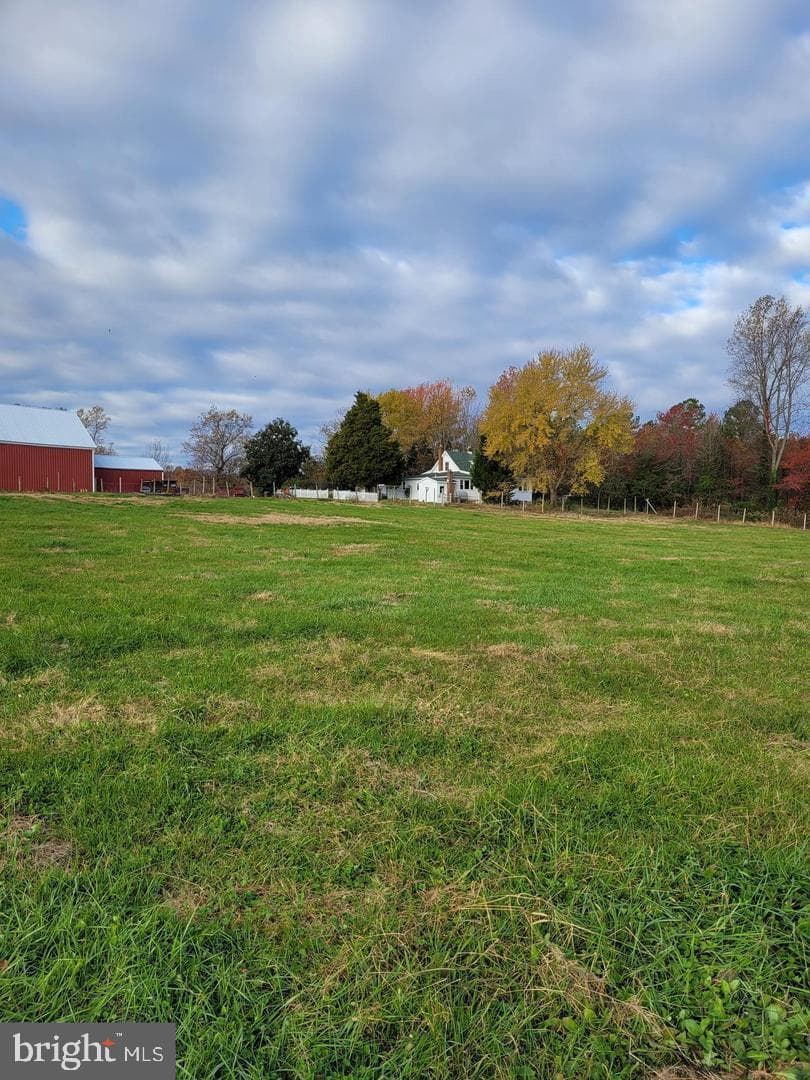 38888 Reeves Road photo 1