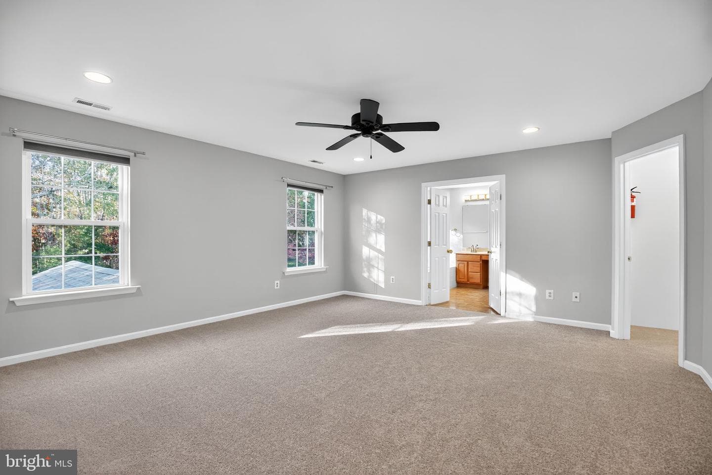 20747 Tenby Drive photo 27