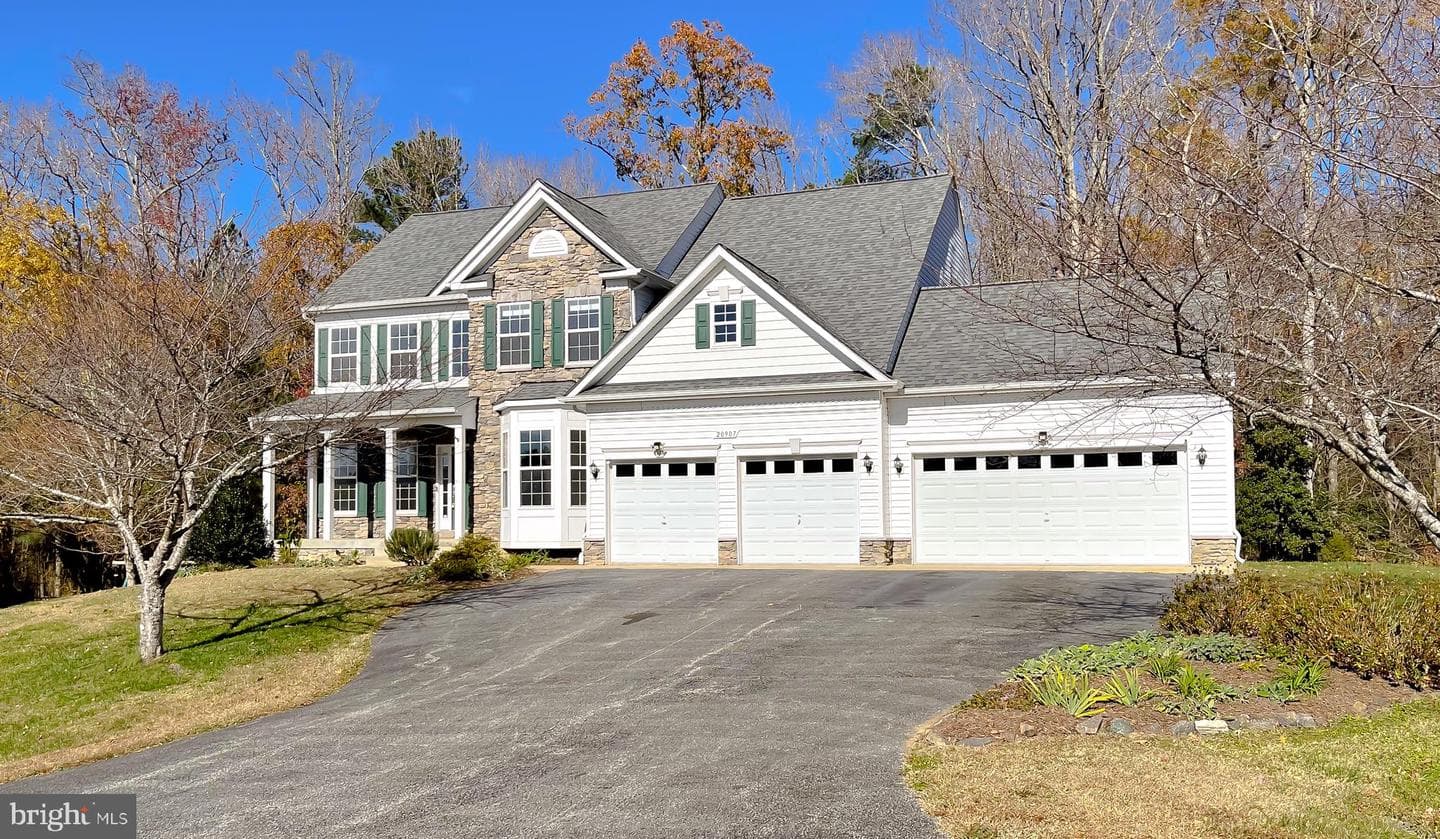 20907 Governors Mill Court photo 2