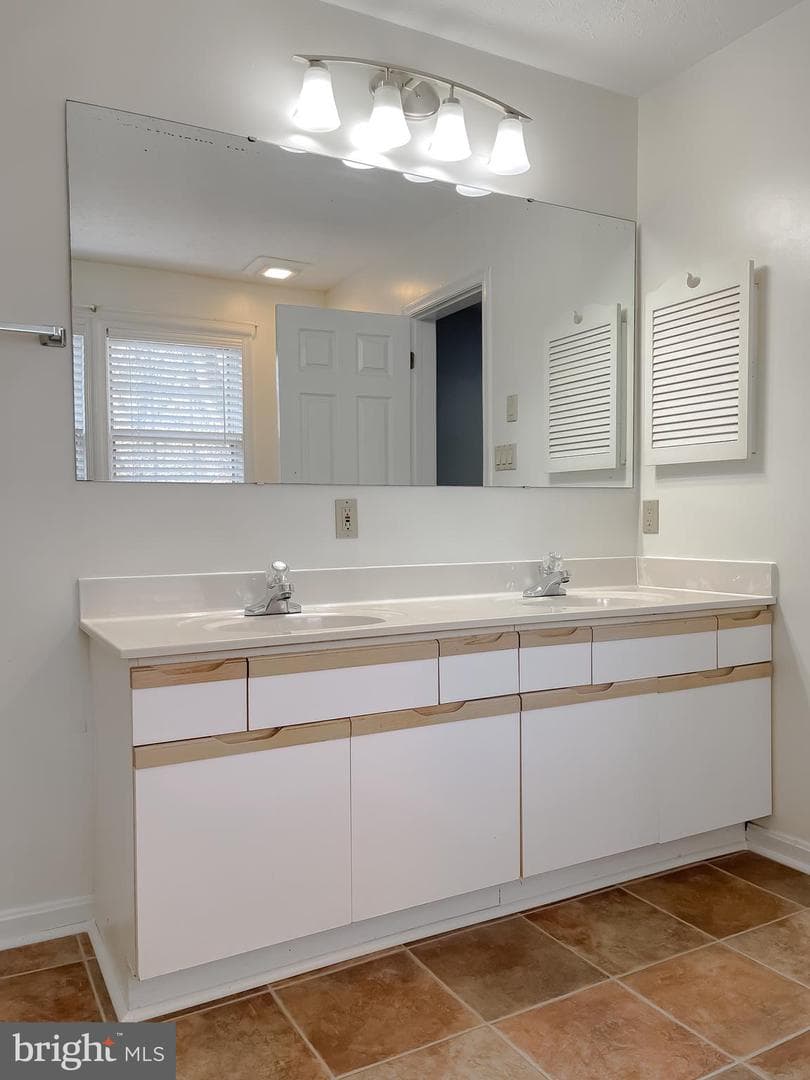 23041 Ash Court photo 35
