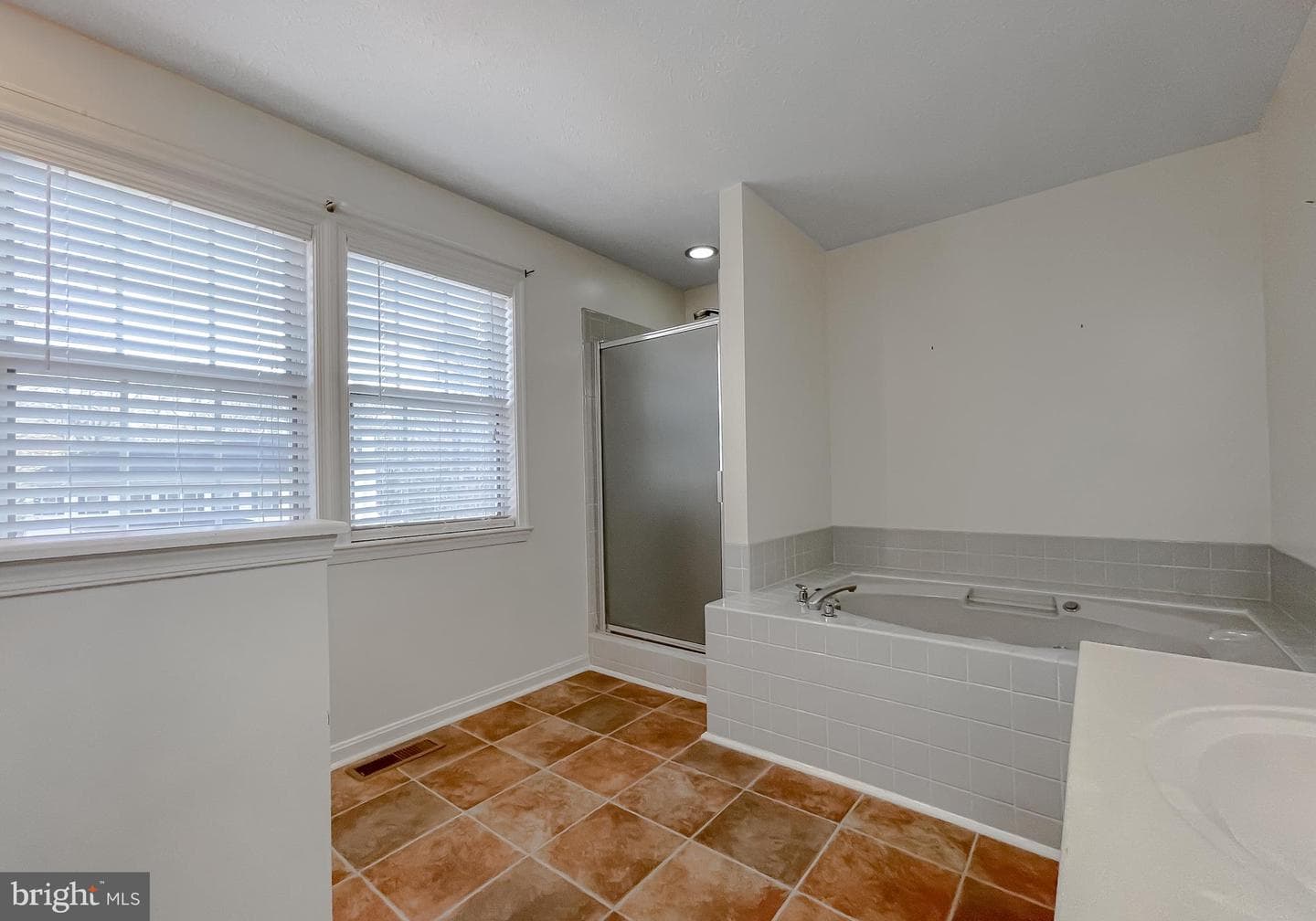 23041 Ash Court photo 38