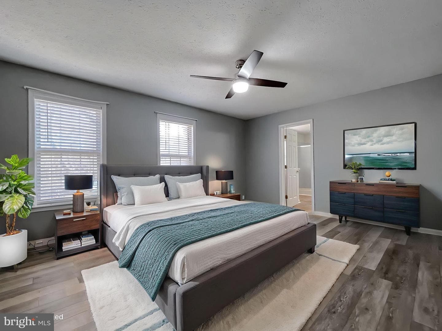 23041 Ash Court photo 42