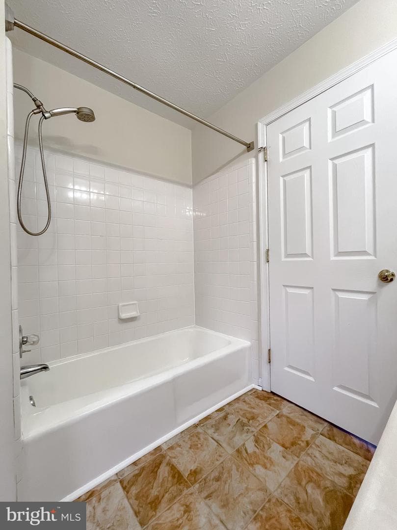 23041 Ash Court photo 54