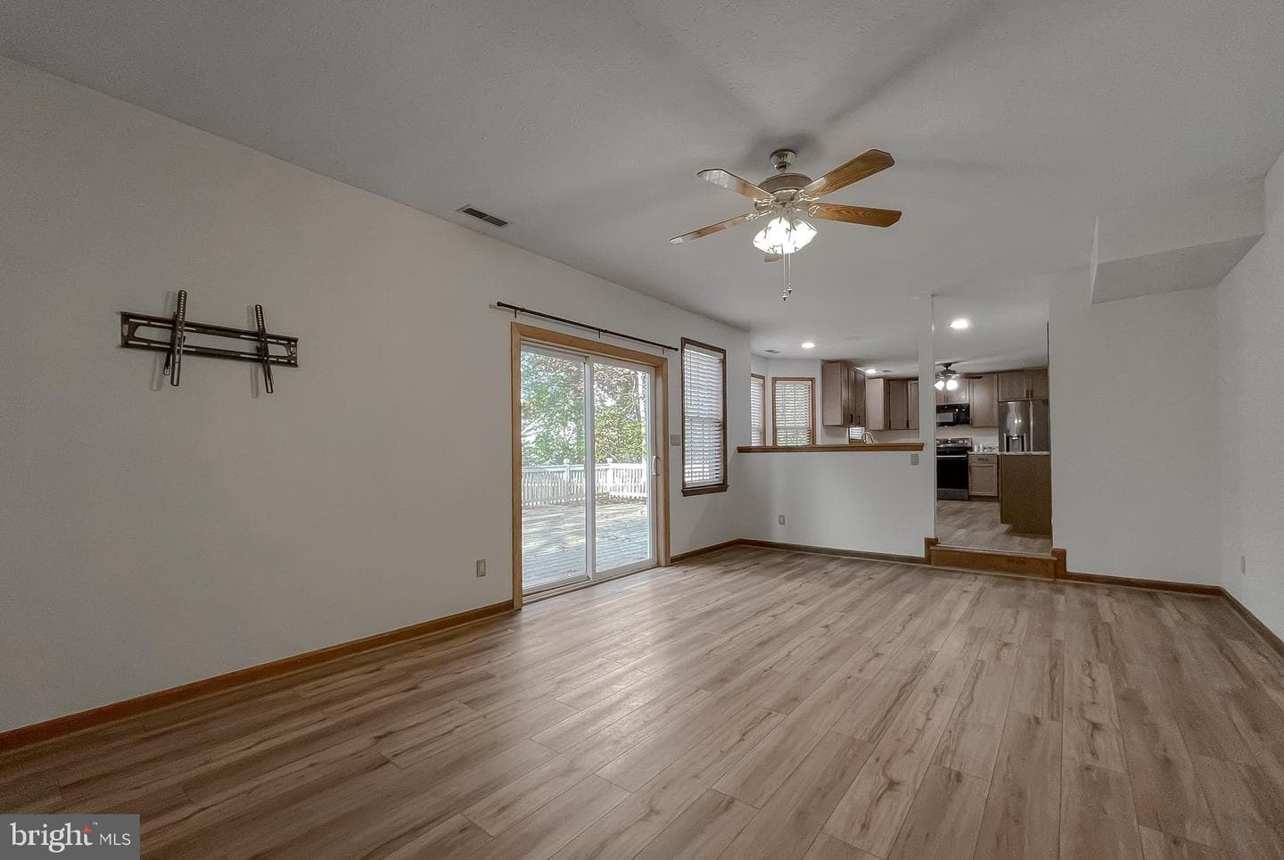 23041 Ash Court photo 9