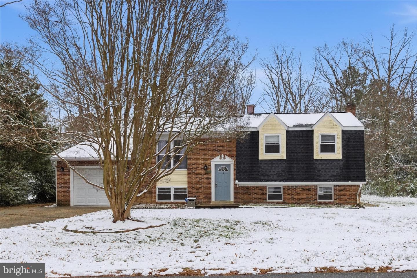 22380 Gough Terrace photo 2