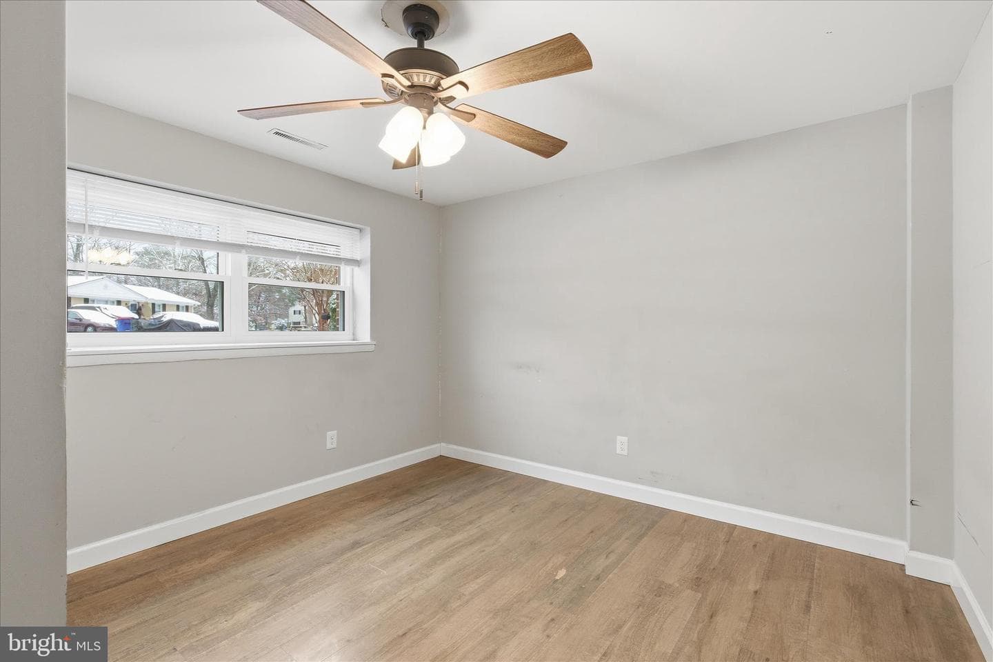 22380 Gough Terrace photo 25
