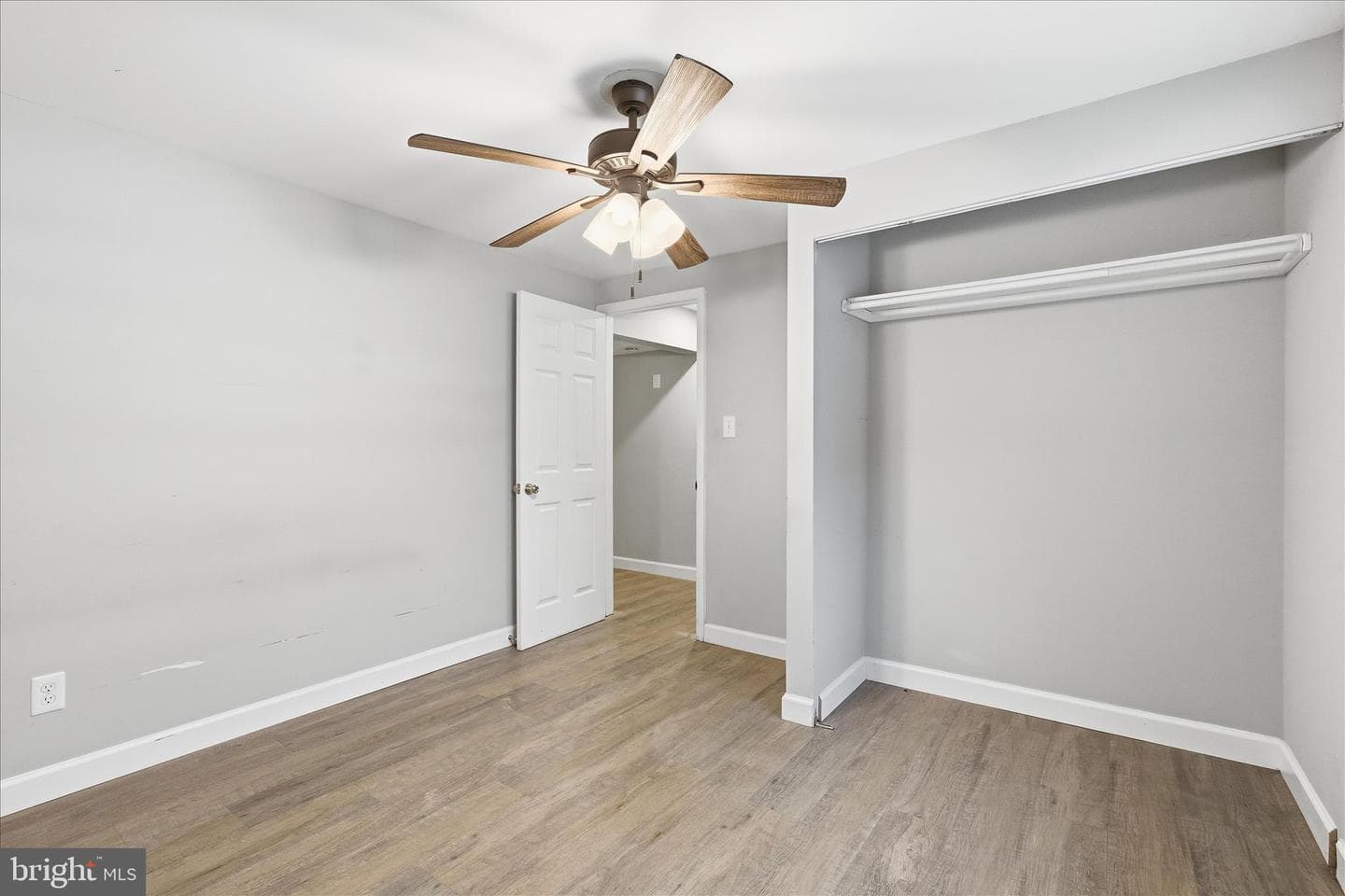 22380 Gough Terrace photo 26