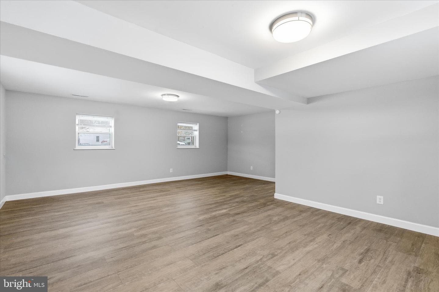 22380 Gough Terrace photo 33